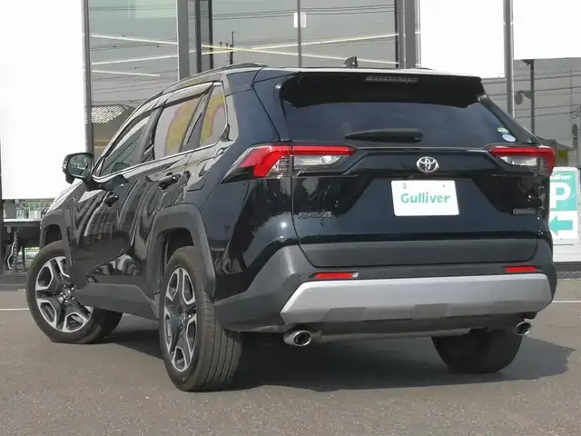 トヨタ ＲＡＶ４ アドベンチャー 茨城県 2020(令2)年 7.8万km アティチュードブラックマイカ 純正ナビ/【AM・FM・CD・DVD・TV・SD・BT】/パワーシート/100V電源/ETC/Bカメラ/前後ドラレコ/前後コーナーセンサー/ルーフレール/電動リアゲート/レーダークルコン/ステリモ/BSM/ブレーキホールド/ダウンヒルアシストコントロール/電動パーキングブレーキ/オートライト/オートハイビーム/Fフォグ/LEDライト