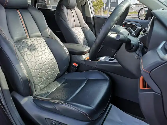 トヨタ ＲＡＶ４ アドベンチャー 茨城県 2020(令2)年 7.8万km アティチュードブラックマイカ 純正ナビ/【AM・FM・CD・DVD・TV・SD・BT】/パワーシート/100V電源/ETC/Bカメラ/前後ドラレコ/前後コーナーセンサー/ルーフレール/電動リアゲート/レーダークルコン/ステリモ/BSM/ブレーキホールド/ダウンヒルアシストコントロール/電動パーキングブレーキ/オートライト/オートハイビーム/Fフォグ/LEDライト