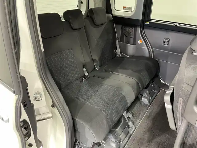 トヨタ ルーミー カスタムG 愛知県 2020(令2)年 3.9万km パールホワイトⅢ 純正ナビ/（フルセグTV/Bluetooth/AM/FM/SD）/衝突軽減ブレーキ/両側パワースライドドア/レーダークルーズコントロール/シートヒーター/ビルトインETC/バックカメラ/ドライブレコーダー/コーナーセンサー/パーキングアシスト/プッシュスタート/スマートキー/純正フロアマット/純正14インチアルミホイール/オートライト