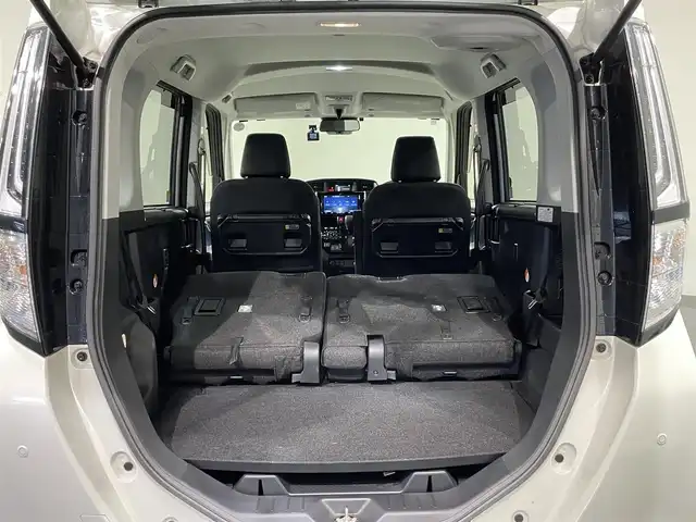 トヨタ ルーミー カスタムG 愛知県 2020(令2)年 3.9万km パールホワイトⅢ 純正ナビ/（フルセグTV/Bluetooth/AM/FM/SD）/衝突軽減ブレーキ/両側パワースライドドア/レーダークルーズコントロール/シートヒーター/ビルトインETC/バックカメラ/ドライブレコーダー/コーナーセンサー/パーキングアシスト/プッシュスタート/スマートキー/純正フロアマット/純正14インチアルミホイール/オートライト