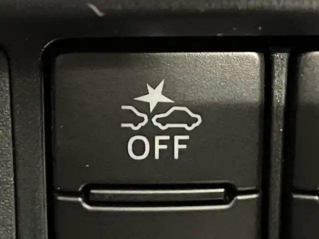 トヨタ ルーミー カスタムG 愛知県 2020(令2)年 3.9万km パールホワイトⅢ 純正ナビ/（フルセグTV/Bluetooth/AM/FM/SD）/衝突軽減ブレーキ/両側パワースライドドア/レーダークルーズコントロール/シートヒーター/ビルトインETC/バックカメラ/ドライブレコーダー/コーナーセンサー/パーキングアシスト/プッシュスタート/スマートキー/純正フロアマット/純正14インチアルミホイール/オートライト