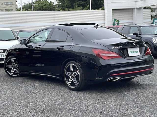 メルセデス・ベンツ ＣＬＡ２５０ シュポルト 4MATIC 東京都 2018(平30)年 5.5万km コスモスブラック 新車時保証書　/取扱説明書　/アクティブブレーキアシスト/アクティブディスタンスアシストディストロニック/アクティブブラインドウスポット/アクティブレーンキーピングアシスト/アイドリングストップ/純正ナビ/フルセグTV/SD/CD/DVD/REC/BT/USB/バックカメラ　ETC【DSRC】/ハーマンカードン/純正ドライブレコーダー/サンルーフ/レザーシート/シートヒーター/フロントメモリー付パワーシート/スマートキー【メタルキー無し】/LEDヘッドライト/オートライト/パドルシフト付皮巻きハンドル/純正18インチアルミ