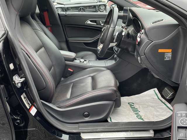 メルセデス・ベンツ ＣＬＡ２５０ シュポルト 4MATIC 東京都 2018(平30)年 5.5万km コスモスブラック 新車時保証書　/取扱説明書　/アクティブブレーキアシスト/アクティブディスタンスアシストディストロニック/アクティブブラインドウスポット/アクティブレーンキーピングアシスト/アイドリングストップ/純正ナビ/フルセグTV/SD/CD/DVD/REC/BT/USB/バックカメラ　ETC【DSRC】/ハーマンカードン/純正ドライブレコーダー/サンルーフ/レザーシート/シートヒーター/フロントメモリー付パワーシート/スマートキー【メタルキー無し】/LEDヘッドライト/オートライト/パドルシフト付皮巻きハンドル/純正18インチアルミ