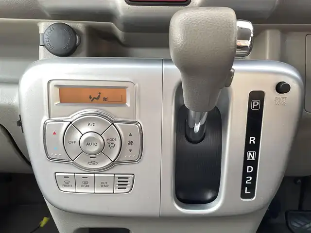 スズキ エブリィ ワゴン PZターボ スペシャル 愛知県 2016(平28)年 10.6万km シルキーシルバーメタリック 禁煙車//ワンオーナー車//メモリナビ//AM/FM/iPod/USB/SD/BT//フルセグ/CD/DVD//プリクラッシュセーフティー//左リアドアランニングステップ//両側パワースライドドア//スマートキー//プッシュスタート//オートヘッドライト//フォグランプ//ステアリングスイッチ//ドラレコ//純正ドアバイザー//純正フロアマット//保証書//取扱説明書