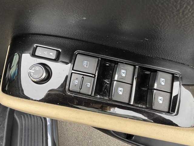 トヨタ ヴェルファイア V 宮城県 2015(平27)年 7.3万km グレイッシュブルーマイカメタリック 登録時走行距離73036km/ワンオーナー/アルパイン純正ナビ/フルセグ/DVD/CD/BT/両側パワスラ/クリアランスソナー/スマートストップ/ETC/電子パーキング/ドアバイザー