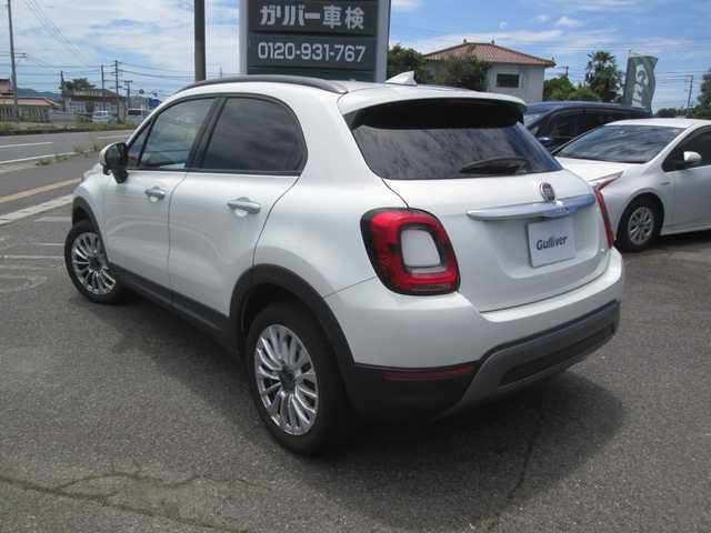 フィアット ５００Ｘ クロス 広島県 2019(令1)年 5.4万km BIANCO GHIACCIO 純正ディスプレイオーディオ/パドルシフト/レザーシート/パワーシート・シートヒーター/レーダークルーズ/BSM/LEDオートライト/バックカメラ/ルーフレール/ETC