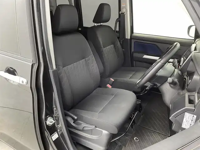 トヨタ タンク カスタムG－T 福井県 2020(令2)年 5.3万km ブラックマイカメタリック 純正ディーラーOP9インチSDナビ　 型式：NSZT-Y68T （FM/AM/BT/CD/DVD/TV）/全方位カメラ/純正ビルトインETC/両側パワースライドドア/シートヒーター（運転席＆助手席）/純正フロントリップ/純正アルミホイール/社外前後ドライブレコーダー/純正フロアマット/ABS/レーンキープアシスト/横滑り防止装置/オートライト/オートマチックハイビーム/前後コーナーセンサー/LEDヘッドライト/フロントフォグライト