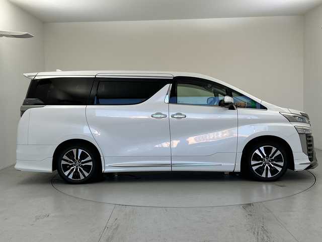 トヨタ ヴェルファイア Z Gエディション 愛知県 2021(令3)年 5.7万km ホワイトパールクリスタルシャイン モデリスタエアロ/純正ディスプレイオーディオ/純正ナビ/バックカメラ/両側パワースライドドア/3眼LEDヘッドライト/黒革シート/レーダークルーズコントロール/プリクラッシュセーフティ/レーンキープアシスト/オートハイビーム/シートヒーター/シートベンチレーション/パワーシート/パワーバックドア/クリアランスソナー/ステアリングヒーター/ETC/スマートキー/プッシュスタート/純正アルミホイール/ドライブレコーダー