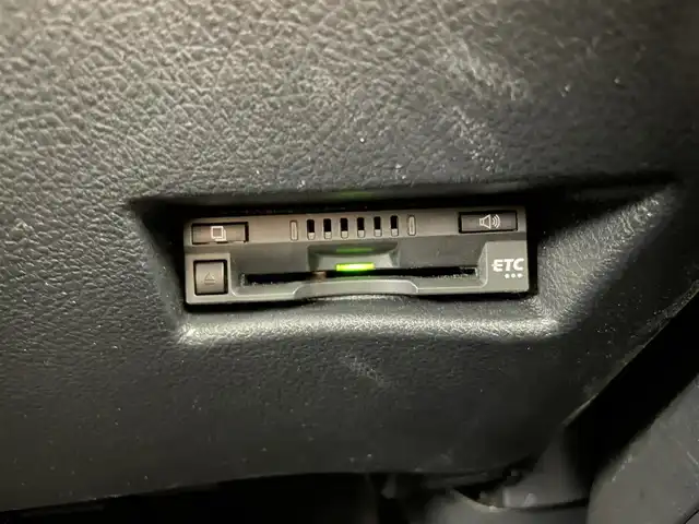 トヨタ シエンタ ハイブリッド ファンベースG 富山県 2020(令2)年 5.3万km ヴィンテージブラウンパールクリスタルシャイン/ホワイトパールクリスタルシャイン 1オーナー/純正９型ナビ（CD　DVD　ハイレゾ BT　MSV（SD））/フルセグTV/全周囲カメラ/前後コーナーセンサー/ビルトインETC/両側パワースライドドア/前席シートヒーター/ステアリングヒーター/衝突防止/レーンキープ（LDA）/先行車発進告知/オートライト/LEDヘッドライト/フォグ/スマートキー/プッシュスタート/クルーズコントロール/横滑防止装置/保証書、取説/スペアキー