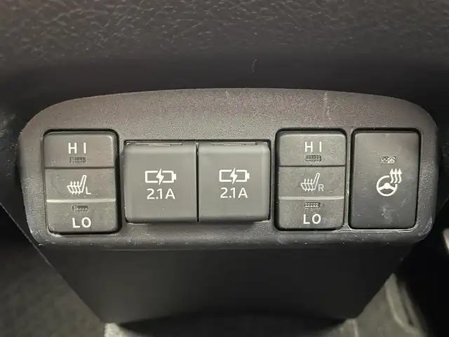 トヨタ シエンタ ハイブリッド ファンベースG 富山県 2020(令2)年 5.3万km ヴィンテージブラウンパールクリスタルシャイン/ホワイトパールクリスタルシャイン 1オーナー/純正９型ナビ（CD　DVD　ハイレゾ BT　MSV（SD））/フルセグTV/全周囲カメラ/前後コーナーセンサー/ビルトインETC/両側パワースライドドア/前席シートヒーター/ステアリングヒーター/衝突防止/レーンキープ（LDA）/先行車発進告知/オートライト/LEDヘッドライト/フォグ/スマートキー/プッシュスタート/クルーズコントロール/横滑防止装置/保証書、取説/スペアキー