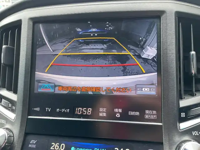 トヨタ クラウン ハイブリッド アスリートS 島根県 2013(平25)年 9.2万km ホワイトパールクリスタルシャイン 純正メーカーＯＰ８インチナビ　/(フルセグＴＶ/ＤＶＤ再生/Ｂｌｕｅｔｏｏｔｈ接続)/衝突軽減ブレーキ(オプション)/バックカメラ　/前方ドライブレコーダー　/ETC/クルーズコントロール　/アイドリングストップ　/パワーバックドア　/前後コーナーセンサー　/前席パワーシート　/前席シートヒーター/ハンドルヒーター/スマートキー　/純正HIDヘッドライト/純正１８インチアルミホイール/純正フロアマット/保証書・取扱説明書