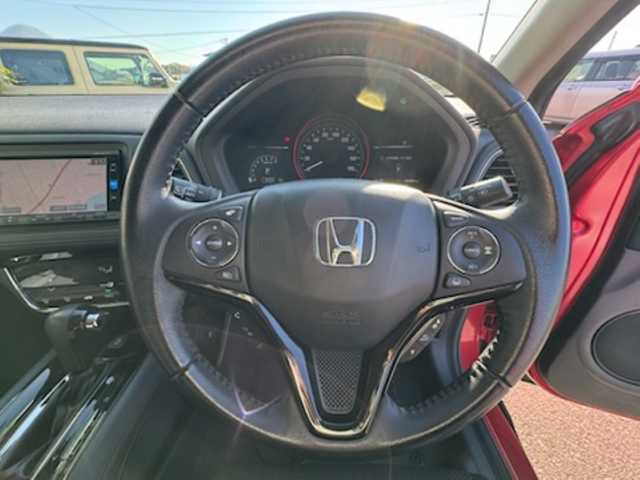 ホンダ ヴェゼル X ホンダセンシング 香川県 2016(平28)年 9万km 赤 社外ナビ（フルセグTV/CD/DVD/BT)/バックカメラ/アダプティブクルーズコントロール/標識認知機能/ドライブレコーダー/コーナーセンサー/アイドリングストップ/ビルトインETC/ハロゲンヘッドライト/オートライト/スペアキー