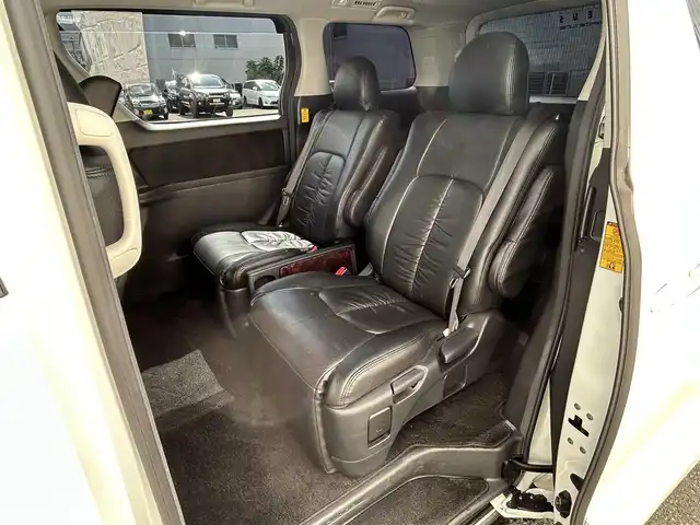 トヨタ アルファード 240S 大阪府 2013(平25)年 7.3万km ホワイトパールクリスタルシャイン フルエアロ/社外ナビ/（フルセグ／ＢＴ／ＣＤ／ＤＶＤ）/バックカメラ/デジタルインナーミラー/ＥＣＯモード/横滑り機能/レザーシート/３列シート/社外フロアマット/両側パワースライドドア/取扱説明書/保証書