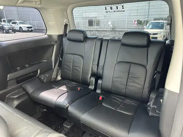 トヨタ アルファード 240S 大阪府 2013(平25)年 7.3万km ホワイトパールクリスタルシャイン フルエアロ/社外ナビ/（フルセグ／ＢＴ／ＣＤ／ＤＶＤ）/バックカメラ/デジタルインナーミラー/ＥＣＯモード/横滑り機能/レザーシート/３列シート/社外フロアマット/両側パワースライドドア/取扱説明書/保証書