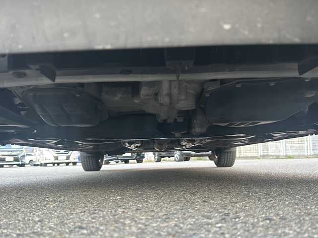 日産 ノート X 山梨県 2013(平25)年 8.4万km ラディアントレッド ポータブルナビ/ライトレベライザー/アイドリングストップ/スマートキー