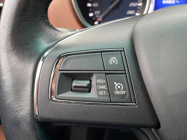 マセラティ ギブリ 東京都 2015(平27)年 4万km 白 純正メーカーナビ/【TV/Bluetooth/AUX/DVD/CD】/バックカメラ/ETC/クルーズコントロール/D/N席シートヒーター/D/N席パワーシート/プッシュスタート/スマートキー×2/MTモード付AT/HIDオートライト