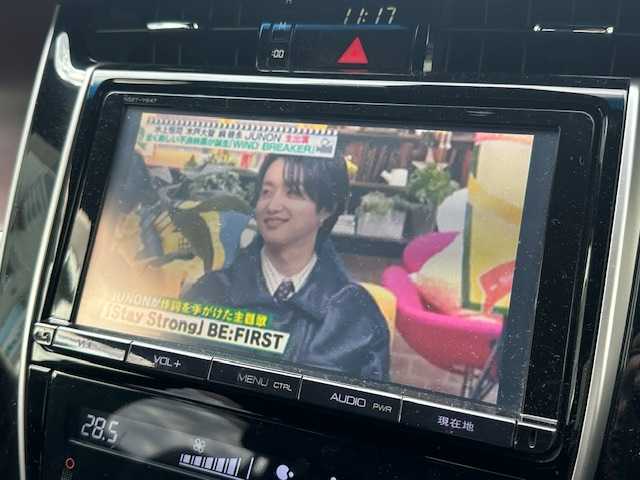 トヨタ ハリアー プレミアム 茨城県 2014(平26)年 11.9万km ホワイトパールクリスタルシャイン 4WD/純正SDナビ/フルセグTV/Bluetooth/AM／FM/バックカメラ/ETC/アイドリングストップ/パワーバックドア/パワーシートD席/レーダークルーズコントロール/車線逸脱警報機能/横滑り防止装置/MTモード付AT/純正フロアマット/純正アルミホイール18インチ付夏タイヤ/フォグランプ/スペアキー1本/保証書/取扱説明書