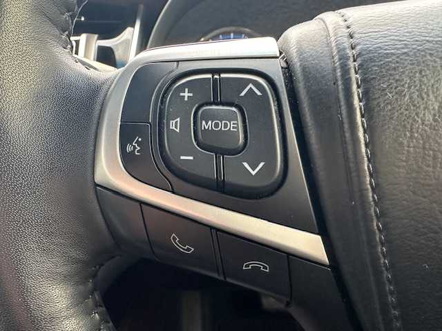 トヨタ ハリアー プレミアム 茨城県 2014(平26)年 11.9万km ホワイトパールクリスタルシャイン 4WD/純正SDナビ/フルセグTV/Bluetooth/AM／FM/バックカメラ/ETC/アイドリングストップ/パワーバックドア/パワーシートD席/レーダークルーズコントロール/車線逸脱警報機能/横滑り防止装置/MTモード付AT/純正フロアマット/純正アルミホイール18インチ付夏タイヤ/フォグランプ/スペアキー1本/保証書/取扱説明書