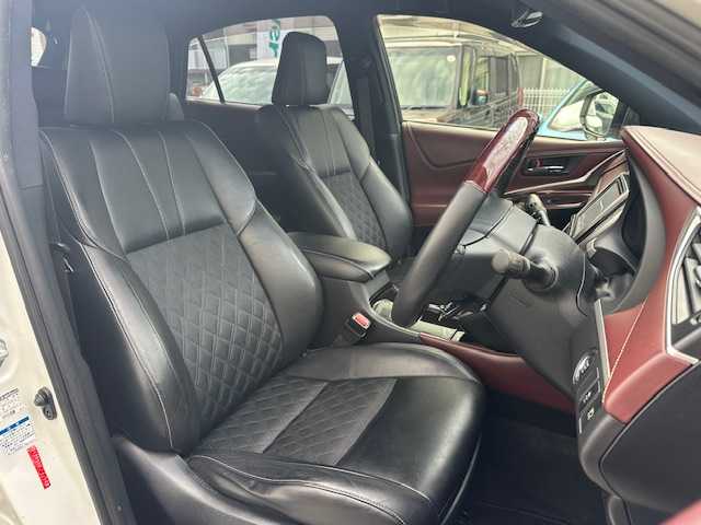 トヨタ ハリアー プレミアム 茨城県 2014(平26)年 11.9万km ホワイトパールクリスタルシャイン 4WD/純正SDナビ/フルセグTV/Bluetooth/AM／FM/バックカメラ/ETC/アイドリングストップ/パワーバックドア/パワーシートD席/レーダークルーズコントロール/車線逸脱警報機能/横滑り防止装置/MTモード付AT/純正フロアマット/純正アルミホイール18インチ付夏タイヤ/フォグランプ/スペアキー1本/保証書/取扱説明書