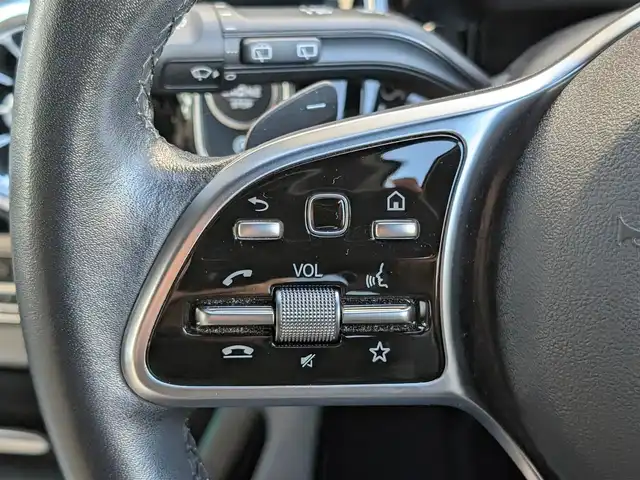 メルセデス・ベンツ Ｂ１８０ 埼玉県 2019(令1)年 3.3万km ポーラホワイト レザーエクスクルーシブパッケージ/　┗ベージュレザーシート/レーダーセーフティパッケージ・アドバンスドパッケージ/ナビゲーションパッケージ/純正ディスプレイオーディオ/　┗フルセグテレビ/　┗Bluetoothオーディオ/　┗AM/FMラジオ/純正ドライブレコーダー/バックカメラ/全周囲カメラ/アイドリングストップ/クルーズコントロール(追従機能あり)/プッシュスタート/ETC2.0/LEDヘッドライト/スマートキー×2/整備記録簿(R2、R3、R4、R5)