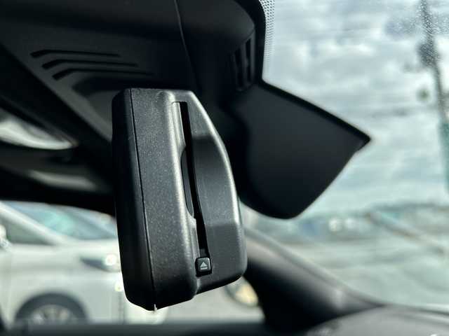 ＢＭＷ ＢＭＷ ３２０ｄ xDrive ツーリング Mスポーツ 千葉県 2024(令6)年 2.2万km アルピンホワイトⅢ １オーナ　ナビ　全周囲カメラ　HUD　ストレージＰＫＧ　ファストトラックＰＫＧ　ETC　ドラレコ　電動リアドア　シートヒーター　電動シート　アップルカープレイ　BT　BSM　レーダークルーズ　１９AW