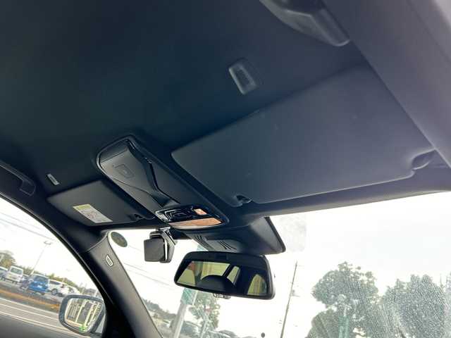 ＢＭＷ ＢＭＷ ３２０ｄ xDrive ツーリング Mスポーツ 千葉県 2024(令6)年 2.2万km アルピンホワイトⅢ １オーナ　ナビ　全周囲カメラ　HUD　ストレージＰＫＧ　ファストトラックＰＫＧ　ETC　ドラレコ　電動リアドア　シートヒーター　電動シート　アップルカープレイ　BT　BSM　レーダークルーズ　１９AW