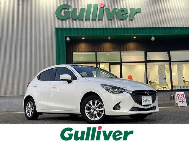 マツダ デミオ 13S 島根県 2015(平27)年 7.3万km スノーフレイクホワイトパールマイカ 純正SDナビ/フルセグTV/Bluetooth接続/バックカメラ/ステアリングスイッチ/アイドリングストップ/横滑り防止装置/ETC/プッシュスタート/スマートキー/スマートシティブレーキサポート/・衝突回避/・衝突軽減ブレーキ