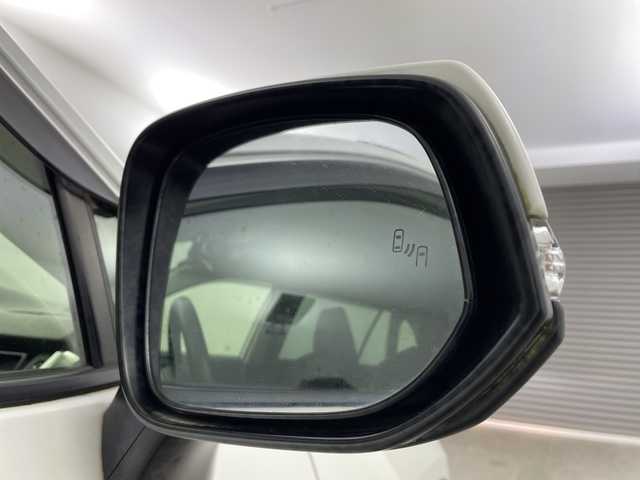 トヨタ ＲＡＶ４ ハイブリッドG 三重県 2021(令3)年 4.9万km ホワイトパールクリスタルシャイン /禁煙車//純正9型ディスプレイオーディオ//パノラミックビューモニター//オートAC//DN席シートヒーター//D席パワーシート//シートメモリー//合皮シート//トヨタセーフティセンス//衝突軽減ブレーキ//レーントレーシングアシスト//レーダークルーズコントロール//ブラインドスポットモニター//リアクロストラフィックアラート//パーキングサポートブレーキ//前後クリアランスソナー//パワーバックドア//ステアリングヒーター//社外前後ドライブレコーダー//LED //フォグ//サイドカーテンエアバッグ