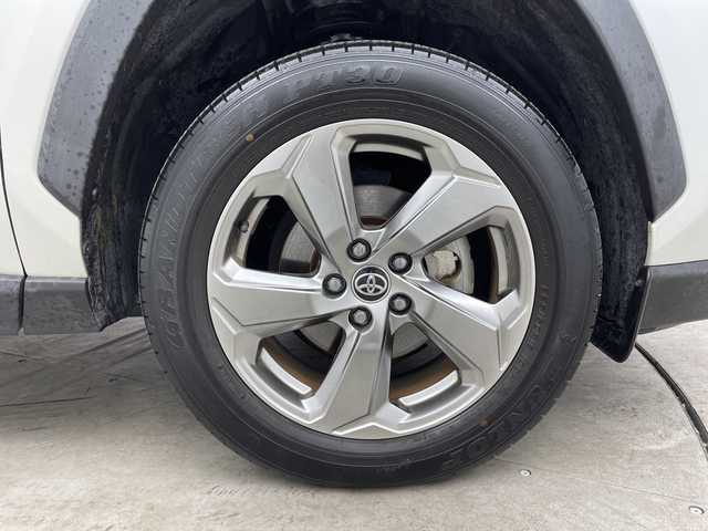 トヨタ ＲＡＶ４ ハイブリッドG 三重県 2021(令3)年 4.9万km ホワイトパールクリスタルシャイン /禁煙車//純正9型ディスプレイオーディオ//パノラミックビューモニター//オートAC//DN席シートヒーター//D席パワーシート//シートメモリー//合皮シート//トヨタセーフティセンス//衝突軽減ブレーキ//レーントレーシングアシスト//レーダークルーズコントロール//ブラインドスポットモニター//リアクロストラフィックアラート//パーキングサポートブレーキ//前後クリアランスソナー//パワーバックドア//ステアリングヒーター//社外前後ドライブレコーダー//LED //フォグ//サイドカーテンエアバッグ
