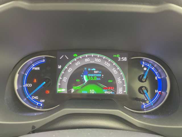 トヨタ ＲＡＶ４ ハイブリッドG 三重県 2021(令3)年 4.9万km ホワイトパールクリスタルシャイン /禁煙車//純正9型ディスプレイオーディオ//パノラミックビューモニター//オートAC//DN席シートヒーター//D席パワーシート//シートメモリー//合皮シート//トヨタセーフティセンス//衝突軽減ブレーキ//レーントレーシングアシスト//レーダークルーズコントロール//ブラインドスポットモニター//リアクロストラフィックアラート//パーキングサポートブレーキ//前後クリアランスソナー//パワーバックドア//ステアリングヒーター//社外前後ドライブレコーダー//LED //フォグ//サイドカーテンエアバッグ