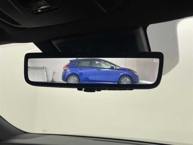 トヨタ クラウン クロスオーバー G 福岡県 2024(令6)年 3.2万km ブラック 純正１２．３型ナビ／フルセグTV　/全方位カメラ　/ワイヤレス充電　/デジタルインナーミラー　/ビルトインＥＴＣ２．０　/トヨタセーフティセンス　/レーダークルーズコントロール　/コーナーセンサー　/衝突軽減ブレーキ　/レーンキープ　/アクセル踏み間違い防止　/ブラインドスポットモニター　/ヘッドアップディスプレイ　/ハーフレザーシート　/純正１９インチＡＷ　/LEDヘッドライト