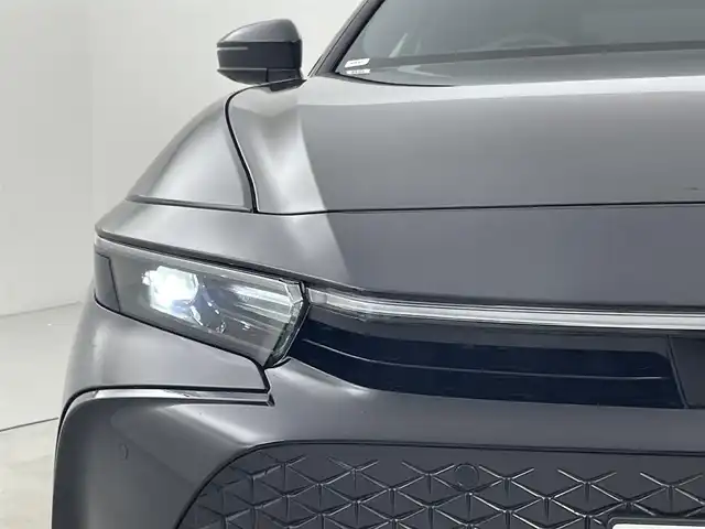 トヨタ クラウン クロスオーバー G 福岡県 2024(令6)年 3.2万km ブラック 純正１２．３型ナビ／フルセグTV　/全方位カメラ　/ワイヤレス充電　/デジタルインナーミラー　/ビルトインＥＴＣ２．０　/トヨタセーフティセンス　/レーダークルーズコントロール　/コーナーセンサー　/衝突軽減ブレーキ　/レーンキープ　/アクセル踏み間違い防止　/ブラインドスポットモニター　/ヘッドアップディスプレイ　/ハーフレザーシート　/純正１９インチＡＷ　/LEDヘッドライト