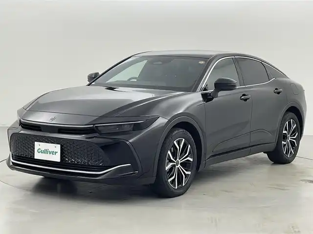 トヨタ クラウン クロスオーバー G 福岡県 2024(令6)年 3.2万km ブラック 純正１２．３型ナビ／フルセグTV　/全方位カメラ　/ワイヤレス充電　/デジタルインナーミラー　/ビルトインＥＴＣ２．０　/トヨタセーフティセンス　/レーダークルーズコントロール　/コーナーセンサー　/衝突軽減ブレーキ　/レーンキープ　/アクセル踏み間違い防止　/ブラインドスポットモニター　/ヘッドアップディスプレイ　/ハーフレザーシート　/純正１９インチＡＷ　/LEDヘッドライト