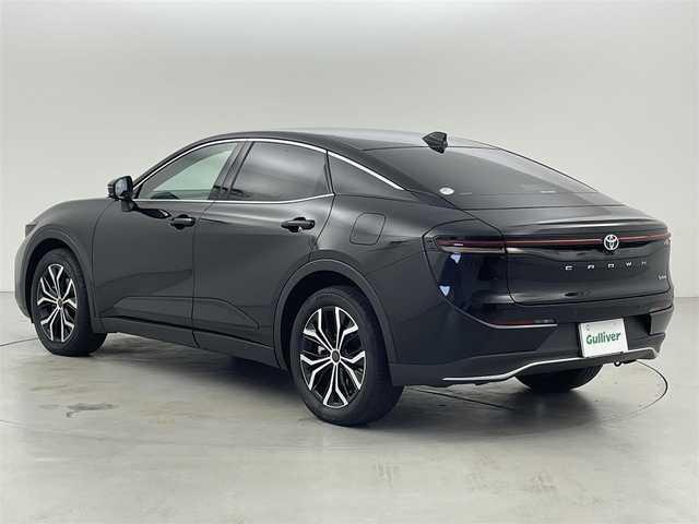 トヨタ クラウン クロスオーバー G 福岡県 2024(令6)年 3.2万km ブラック 純正１２．３型ナビ／フルセグTV　/全方位カメラ　/ワイヤレス充電　/デジタルインナーミラー　/ビルトインＥＴＣ２．０　/トヨタセーフティセンス　/レーダークルーズコントロール　/コーナーセンサー　/衝突軽減ブレーキ　/レーンキープ　/アクセル踏み間違い防止　/ブラインドスポットモニター　/ヘッドアップディスプレイ　/ハーフレザーシート　/純正１９インチＡＷ　/LEDヘッドライト