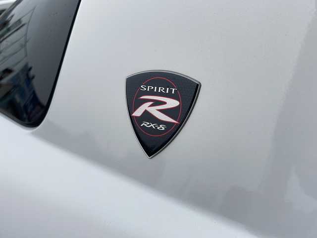 マツダ ＲＸ－８ スピリットR 茨城県 2012(平24)年 5.9万km クリスタルホワイトパールマイカ 登録時走行距離58662km/ワンオーナー/ディスプレイオーディオ/レッドステッチ入レッド/ブラック革/グレーファブリックコンビRECARO製シート/純正ブロンズ塗装19インチアルミ/純正レッド塗装ブレーキキャリパー/ETC/HIDヘッドライト/オートライト/ハードサスペンション/BILSTEIN製ダンパー/純正フロントリップスポイラー積込/DSC/TCS/スーパーLSD/取扱説明書・保証書