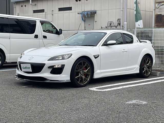 マツダ ＲＸ－８ スピリットR 茨城県 2012(平24)年 5.9万km クリスタルホワイトパールマイカ 登録時走行距離58662km/ワンオーナー/ディスプレイオーディオ/レッドステッチ入レッド/ブラック革/グレーファブリックコンビRECARO製シート/純正ブロンズ塗装19インチアルミ/純正レッド塗装ブレーキキャリパー/ETC/HIDヘッドライト/オートライト/ハードサスペンション/BILSTEIN製ダンパー/純正フロントリップスポイラー積込/DSC/TCS/スーパーLSD/取扱説明書・保証書