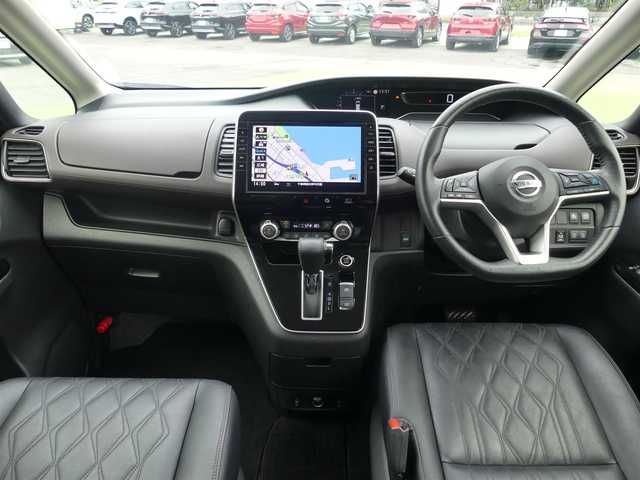 日産 セレナ ハイウェイスター G 千葉県 2020(令2)年 3.6万km ダイヤモンドブラック エマージェンシーブレーキ/プロパイロット/インテリジェントクルーズコントロール/インテリジェントルームミラー/両側パワースライドドア/10インチ純正SDナビ/地デジTV/【BD/DVD/CD再生機能　Bluetooth接続】/アラウンドビューモニター/ドライブレコーダー/革巻きステアリング/ステアリングスイッチ/ステアリングヒーター/ETC/LEDヘッドライト/フォグライト/ウインカーミラー/コーナーセンサー/純正16インチアルミホイル/サイド/カーテンエアバッグ/インテリジェントキー