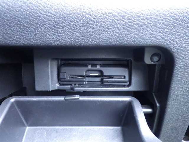 日産 セレナ ハイウェイスター G 千葉県 2020(令2)年 3.6万km ダイヤモンドブラック エマージェンシーブレーキ/プロパイロット/インテリジェントクルーズコントロール/インテリジェントルームミラー/両側パワースライドドア/10インチ純正SDナビ/地デジTV/【BD/DVD/CD再生機能　Bluetooth接続】/アラウンドビューモニター/ドライブレコーダー/革巻きステアリング/ステアリングスイッチ/ステアリングヒーター/ETC/LEDヘッドライト/フォグライト/ウインカーミラー/コーナーセンサー/純正16インチアルミホイル/サイド/カーテンエアバッグ/インテリジェントキー