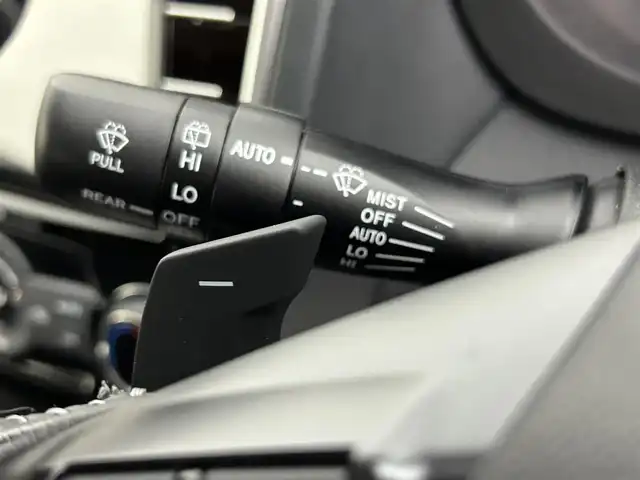 スバル レヴォーグ 1．6GT アイサイト 道央・札幌 2016(平28)年 4.8万km ダークグレーメタリック ・４WD/・純正SDナビ/　CD/DVD/SD/BT/フルセグ/・バックカメラ/・ETC/・アイサイト/・レーダークルーズコントロール/・レーンキープアシスト/・パドルシフト/・ステアリングスイッチ/・LEDヘッドライト/・LEDアクセサリーライナー/・オートライト/・プッシュスタート/・スマートキー/・純正フロアマット/・ドアバイザー