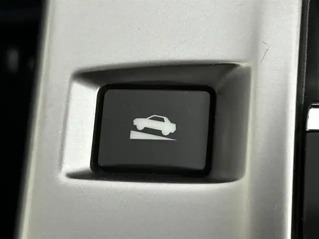 スバル レヴォーグ 1．6GT アイサイト 道央・札幌 2016(平28)年 4.8万km ダークグレーメタリック ・４WD/・純正SDナビ/　CD/DVD/SD/BT/フルセグ/・バックカメラ/・ETC/・アイサイト/・レーダークルーズコントロール/・レーンキープアシスト/・パドルシフト/・ステアリングスイッチ/・LEDヘッドライト/・LEDアクセサリーライナー/・オートライト/・プッシュスタート/・スマートキー/・純正フロアマット/・ドアバイザー