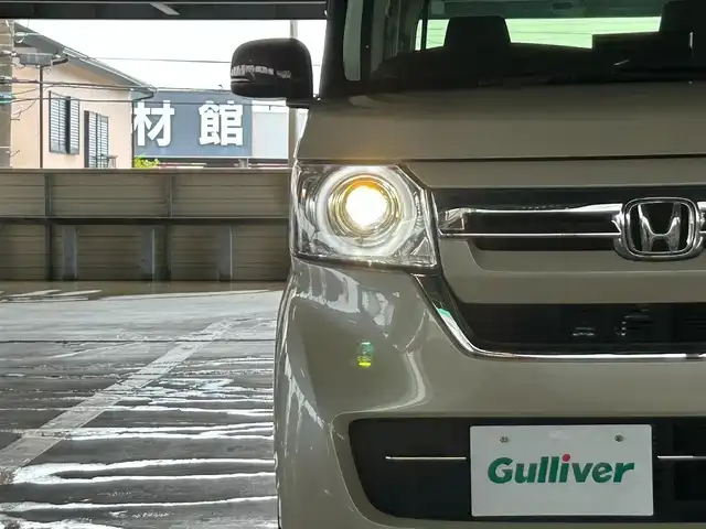 ホンダ Ｎ ＢＯＸ L コーディネートスタイル 静岡県 2023(令5)年 2.7万km プレミアムアイボリーパールⅡ 純正9インチメモリーナビ/ CD/DVD/Bluetooth/フルセグ/バックカメラ/両側パワースライドドア/HONDA SENSING	/・アダプティブクルーズコントロール	/・衝突軽減ブレーキ	/・車線維持支援システム	/・誤発進抑制機能	/・先行車発進お知らせ機能	/・オートハイビーム	/・標識認識機能	/LEDオートヘッドライト/フルフラットシート/ベンチシート/ETC/前後ドライブレコーダー