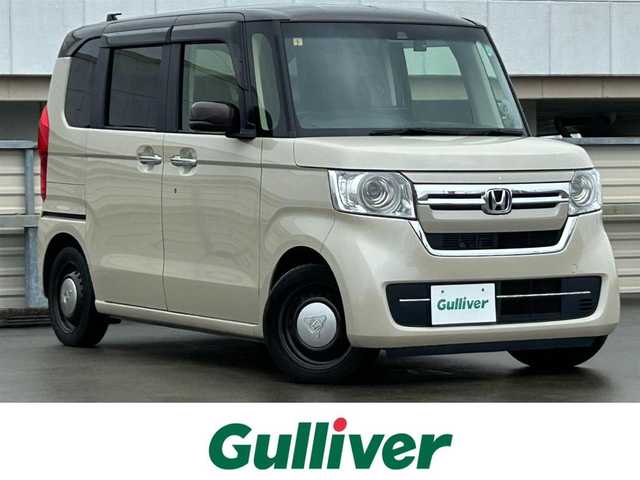 ホンダ Ｎ ＢＯＸ L コーディネートスタイル 鹿児島県 2023(令5)年 2.7万km プレミアムアイボリーパールⅡ 純正9インチメモリーナビ/ CD/DVD/Bluetooth/フルセグ/バックカメラ/両側パワースライドドア/HONDA SENSING	/・アダプティブクルーズコントロール	/・衝突軽減ブレーキ	/・車線維持支援システム	/・誤発進抑制機能	/・先行車発進お知らせ機能	/・オートハイビーム	/・標識認識機能	/LEDオートヘッドライト/フルフラットシート/ベンチシート/ETC/前後ドライブレコーダー
