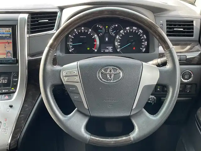 トヨタ ヴェルファイア 3．5Z Gエディション 青森県 2013(平25)年 6.9万km ホワイトパールクリスタルシャイン 純正ＨＤＤナビ地デジバックモニター/（ＮＨＢＡ－Ｘ６２Ｇ）/フリップダウンモニター/（Ｖ１１Ｔ－Ｒ６２Ｃ）/両側電動スライドドア/記録簿６枚/本革シート/シートヒーター/寒冷地仕様/AFS/Fモデリスタスポイラー/ビルトインETC/社外20AW/新車時保証書/取扱説明書