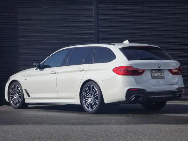 ＢＭＷ ５２３ｄ ツーリング Mスポーツ 山梨県 2019(令1)年 4.4万km アルピンホワイトⅢ ハイラインパッケージ/黒革/全席シートヒーター/コンフォートアクセス/ACC/LKA/BSM/前後PDC/360°カメラ/HUD/純正ナビ/フルセグ/Bluetooth/LEDヘッドライト/電動テールゲート/ETC2.0/純正19インチAw