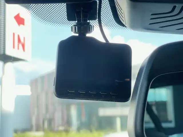 ＢＭＷ ５２３ｄ ツーリング Mスポーツ 山梨県 2019(令1)年 4.4万km アルピンホワイトⅢ ハイラインパッケージ/黒革/全席シートヒーター/コンフォートアクセス/ACC/LKA/BSM/前後PDC/360°カメラ/HUD/純正ナビ/フルセグ/Bluetooth/LEDヘッドライト/電動テールゲート/ETC2.0/純正19インチAw