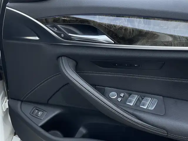 ＢＭＷ ５２３ｄ ツーリング Mスポーツ 山梨県 2019(令1)年 4.4万km アルピンホワイトⅢ ハイラインパッケージ/黒革/全席シートヒーター/コンフォートアクセス/ACC/LKA/BSM/前後PDC/360°カメラ/HUD/純正ナビ/フルセグ/Bluetooth/LEDヘッドライト/電動テールゲート/ETC2.0/純正19インチAw