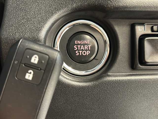 スズキ ジムニー XC 岐阜県 2019(令1)年 2.5万km ブルーイッシュブラックパール3 社外オーディオ/ＵＳＢ/ＡＵＸ/5速ミッション/デュアルセンサーブレーキサポート/クルーズコントロール/オートエアコン/前席シートヒーター/インタクーラーターボ/４ＷＤ/ＬＥＤヘッドライト/オートライト/プッシュスタート/スマートキー/スペアキー/
