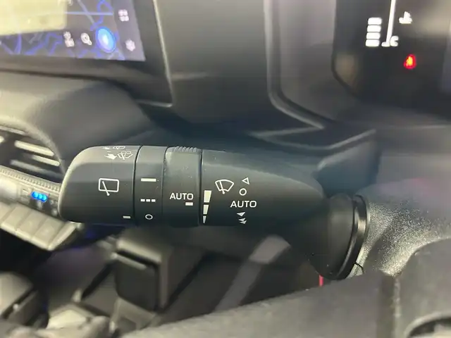 トヨタ ランドクルーザー ２５０ VX 佐賀県 2024(令6)年 0.8万km ブラック 純正12.3インチディスプレイオーディオ/ナビ機能付き/フルセグTV/Bluetooth/Applecarplay/Androidauto/ワンオーナー/メーカーオプション丸目LEDヘッドライト/サンルーフ/モデリスタプロテクターキット/モデリスタシグネチャーイルミブレード/全方位カメラ/デジタルインナールームミラー/衝突被害軽減システム/ブラインドスポットモニター/レーダークルーズコントロール/レーンアシスト/ロードサインアシスト/クリアランスソナー/オートライト/オートマチックハイビーム/LEDフォグライト/ビルトインETC2.0/電子パーキング/ブレーキホールド/ステアリングヒーター/純正ルーフラック/運転席・助手席シートヒーター/運転席・助手席エアシート/運転席パワーシート/レザーシート/パワーバックドア/純正18インチアルミホイール/純正フロアマット