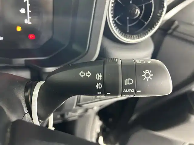 トヨタ ランドクルーザー ２５０ VX 佐賀県 2024(令6)年 0.8万km ブラック 純正12.3インチディスプレイオーディオ/ナビ機能付き/フルセグTV/Bluetooth/Applecarplay/Androidauto/ワンオーナー/メーカーオプション丸目LEDヘッドライト/サンルーフ/モデリスタプロテクターキット/モデリスタシグネチャーイルミブレード/全方位カメラ/デジタルインナールームミラー/衝突被害軽減システム/ブラインドスポットモニター/レーダークルーズコントロール/レーンアシスト/ロードサインアシスト/クリアランスソナー/オートライト/オートマチックハイビーム/LEDフォグライト/ビルトインETC2.0/電子パーキング/ブレーキホールド/ステアリングヒーター/純正ルーフラック/運転席・助手席シートヒーター/運転席・助手席エアシート/運転席パワーシート/レザーシート/パワーバックドア/純正18インチアルミホイール/純正フロアマット