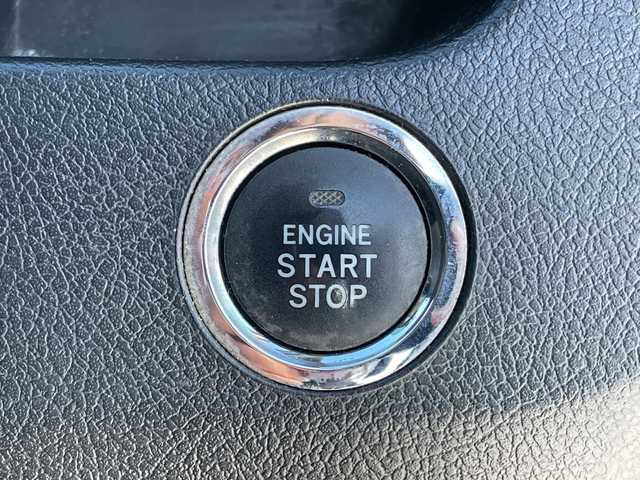 トヨタ ヴォクシー ZS 煌Z 道央・札幌 2013(平25)年 10.5万km ブラック ４WD/ワンオーナー/寒冷地仕様/社外メモリーナビ/AM/FM/BT/CD/コーナーセンサー/バックカメラ/ビルトインETC/ワイパーデアイサー/両側パワースライドドア/ハーフレザーシート/革巻きステアリング/ステアリングリモコン/パドルシフト/MTモード付AT/プッシュスタート/スマートキー/キセノンヘッドライト/オートライト/フォグランプ/電動格納ミラー/ウィンカーミラー/純正フロアマット/純正AW付夏タイヤ積込/205/60/R16/2022年/山4mm